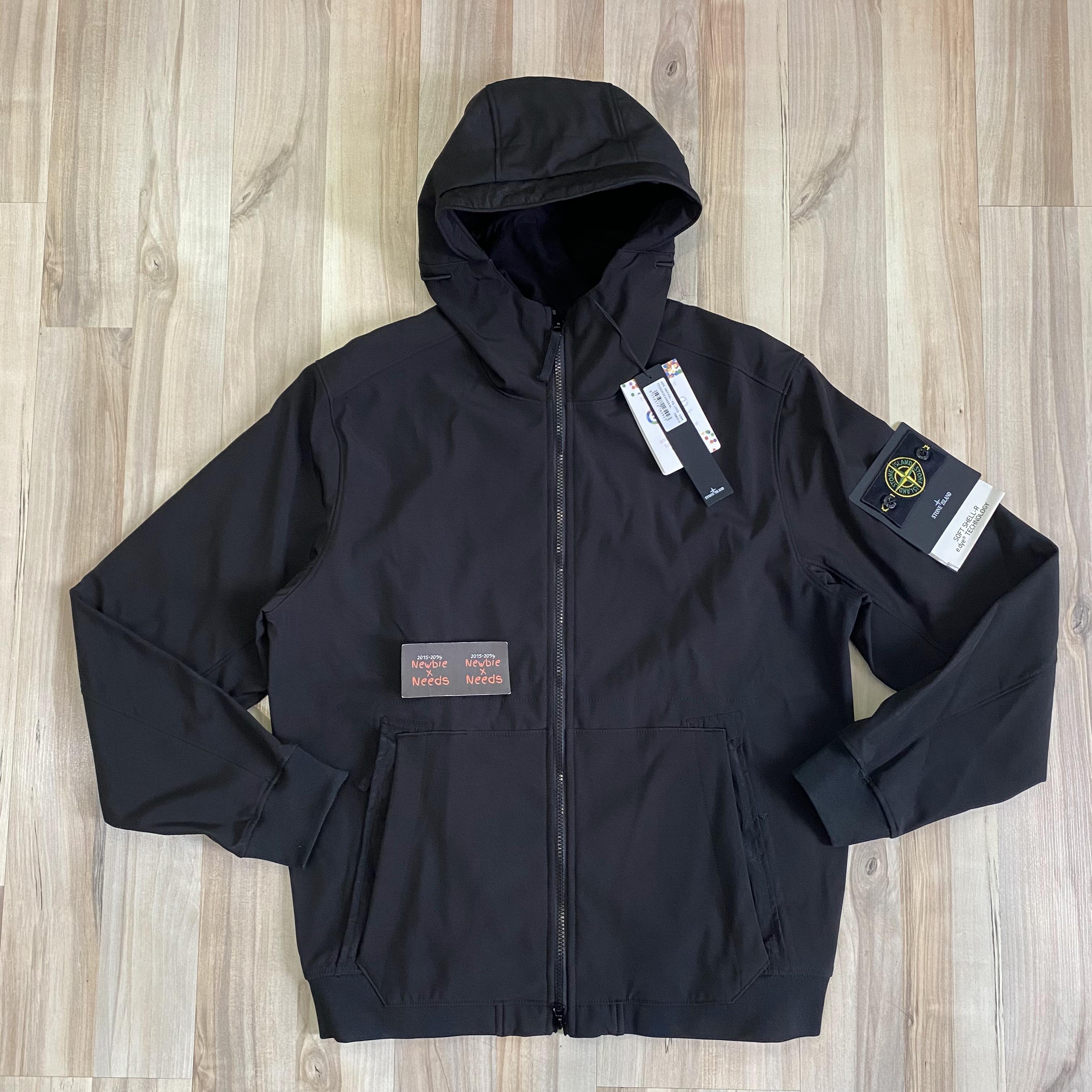 FW22 Stone Island Soft Shell R Jacket Black/Jaket Stone Island 