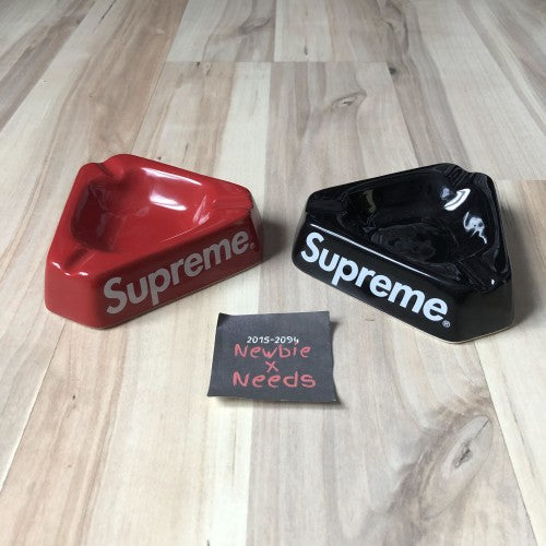 Supreme Ashtray Red & Black / Asbak Supreme– newbie-x-needs
