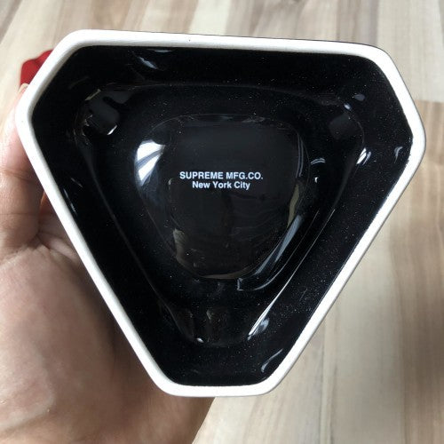 Supreme Ashtray Red & Black / Asbak Supreme– newbie-x-needs